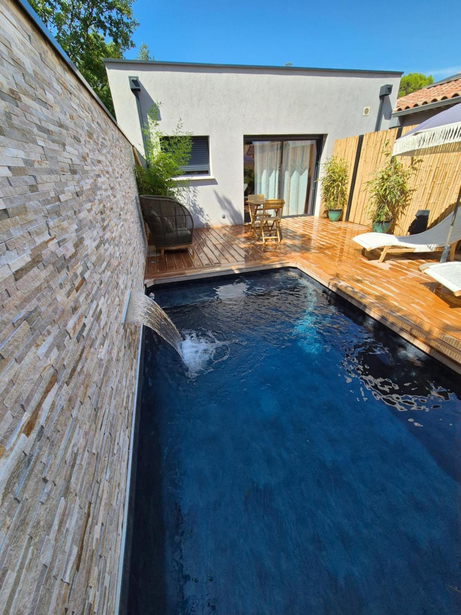 Le Cocoon - Jacuzzi, Sauna Et Piscine Privee Карпентра Екстериор снимка